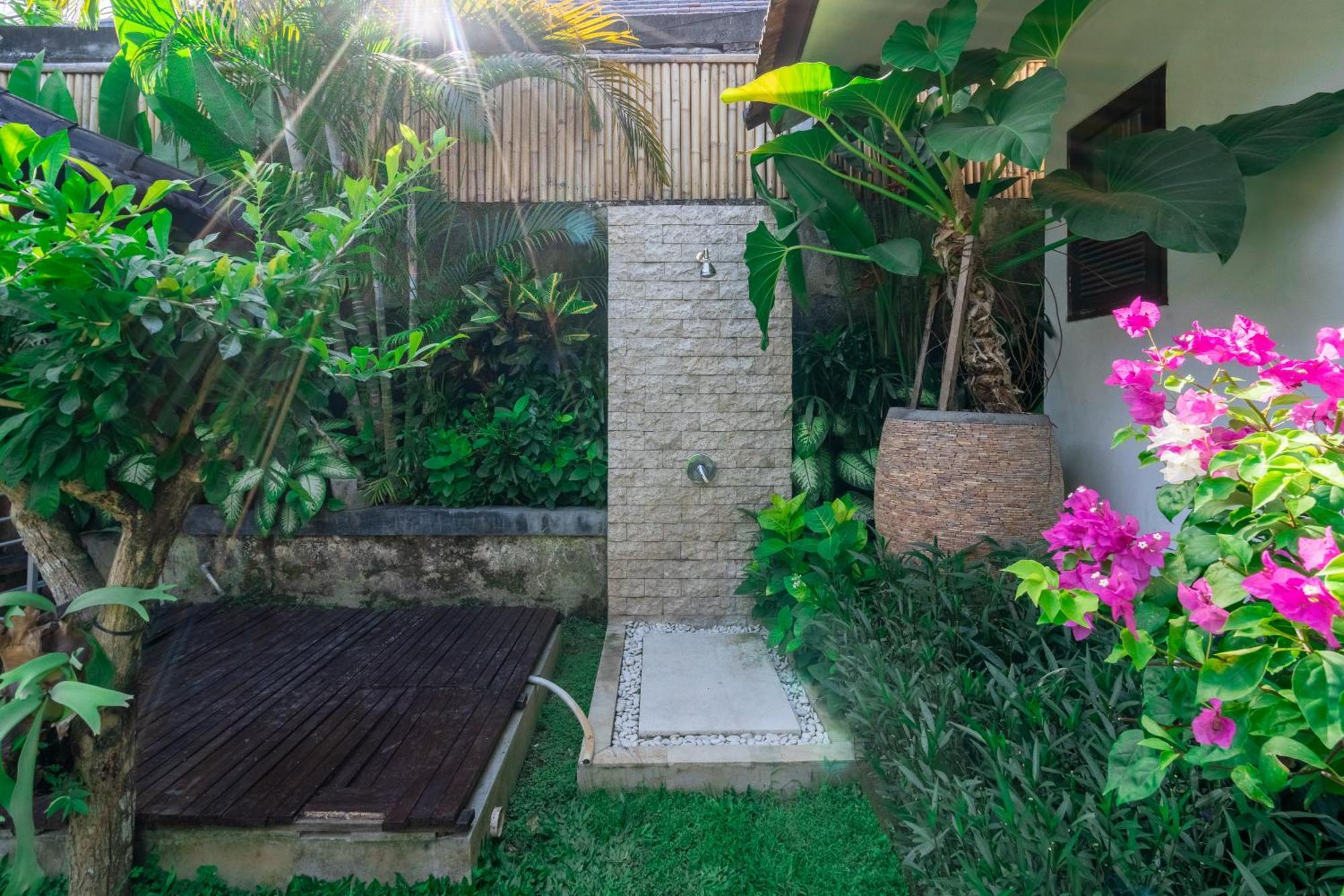 Villa Aveli Seminyak By Best Deals Asia Hospitality Exterior foto